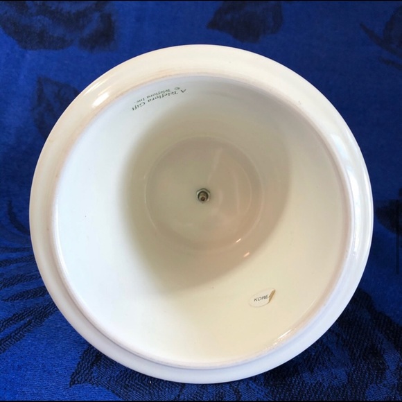 Teleflora Vintage Christmas Holly Candle Holder - Picture 9 of 15